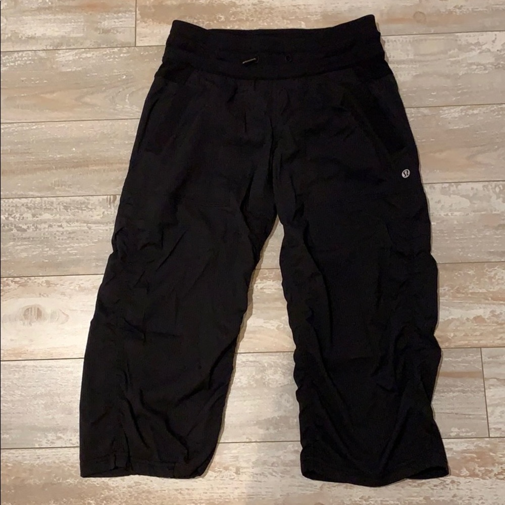Lululemon Size 4 Crop Draw String - image 1